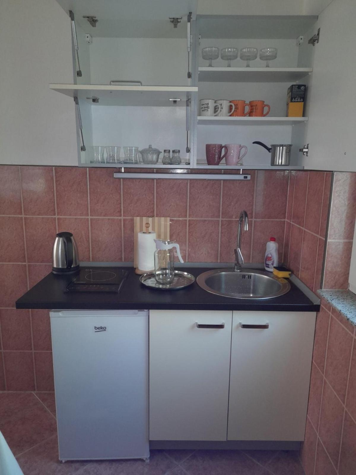 1 Holiday home